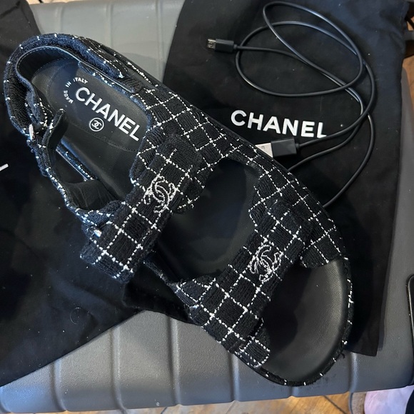 NEW Chanel Tweed Black & White Light Up Dad Sandals Size 41 Size 10 - Picture 3 of 9